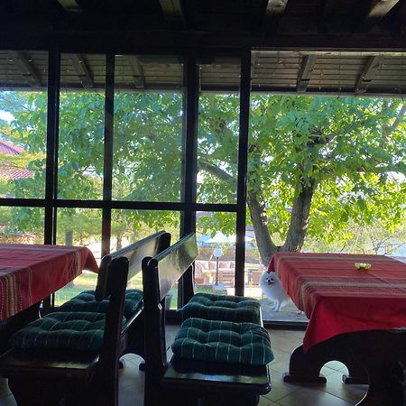 ארבאנאסי Guest House Debar מראה חיצוני תמונה