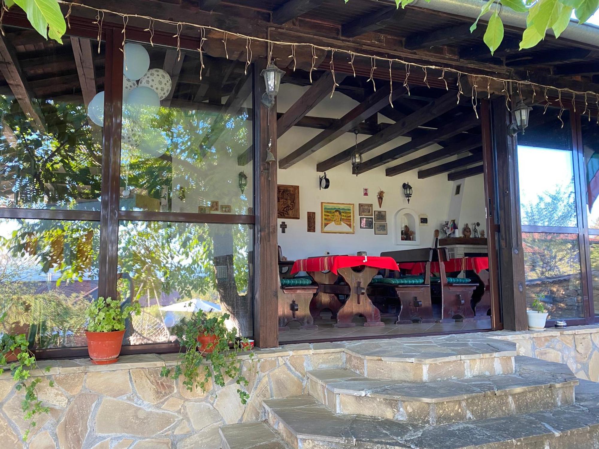 ארבאנאסי Guest House Debar מראה חיצוני תמונה
