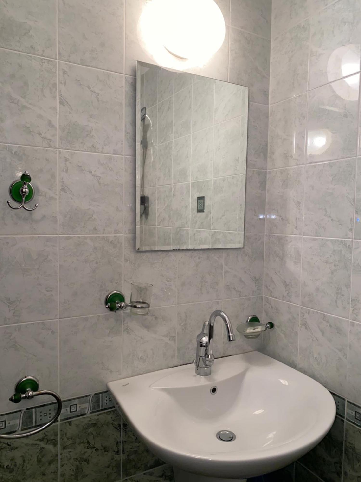 ארבאנאסי Guest House Debar מראה חיצוני תמונה
