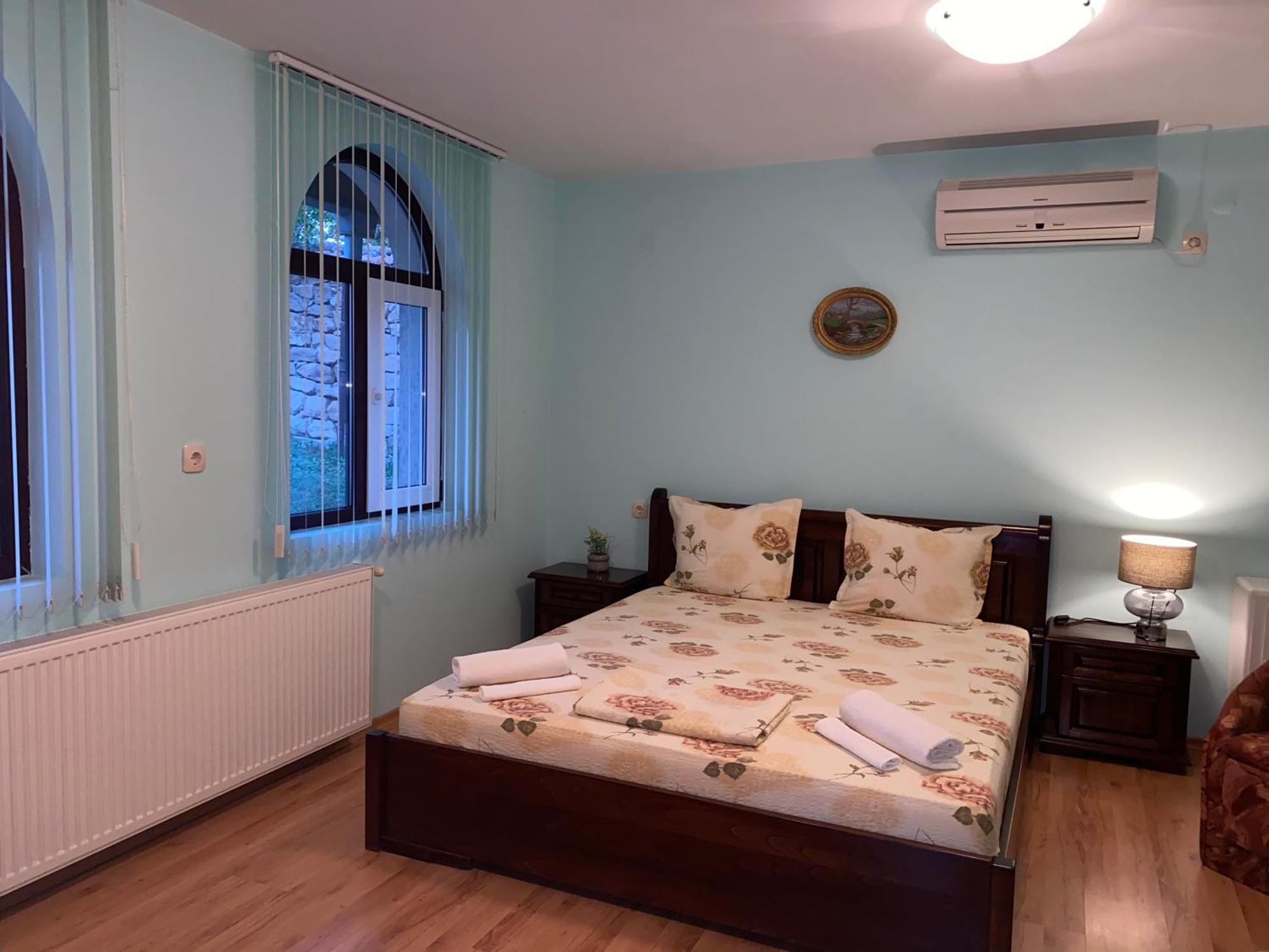 ארבאנאסי Guest House Debar מראה חיצוני תמונה
