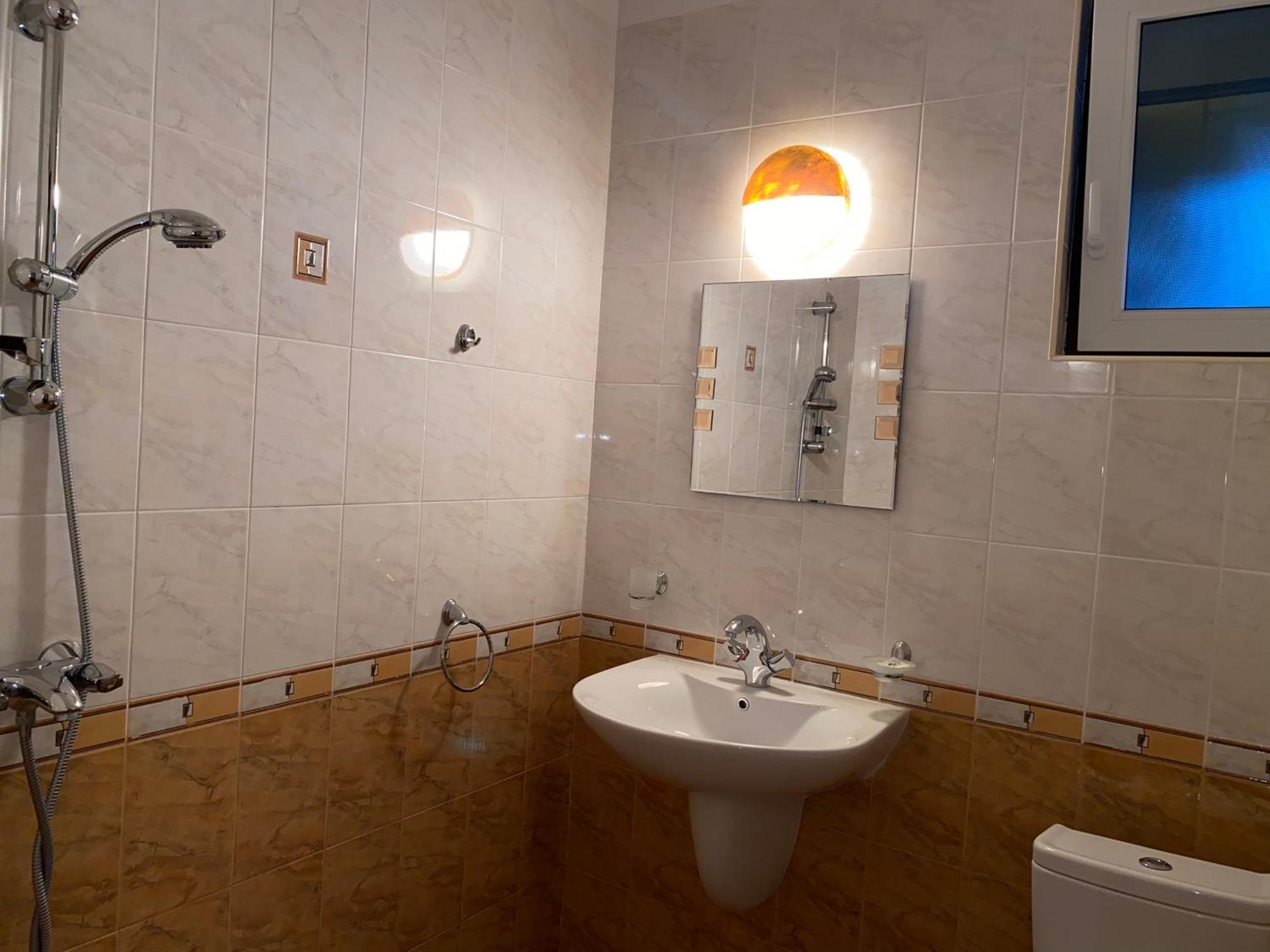 ארבאנאסי Guest House Debar מראה חיצוני תמונה